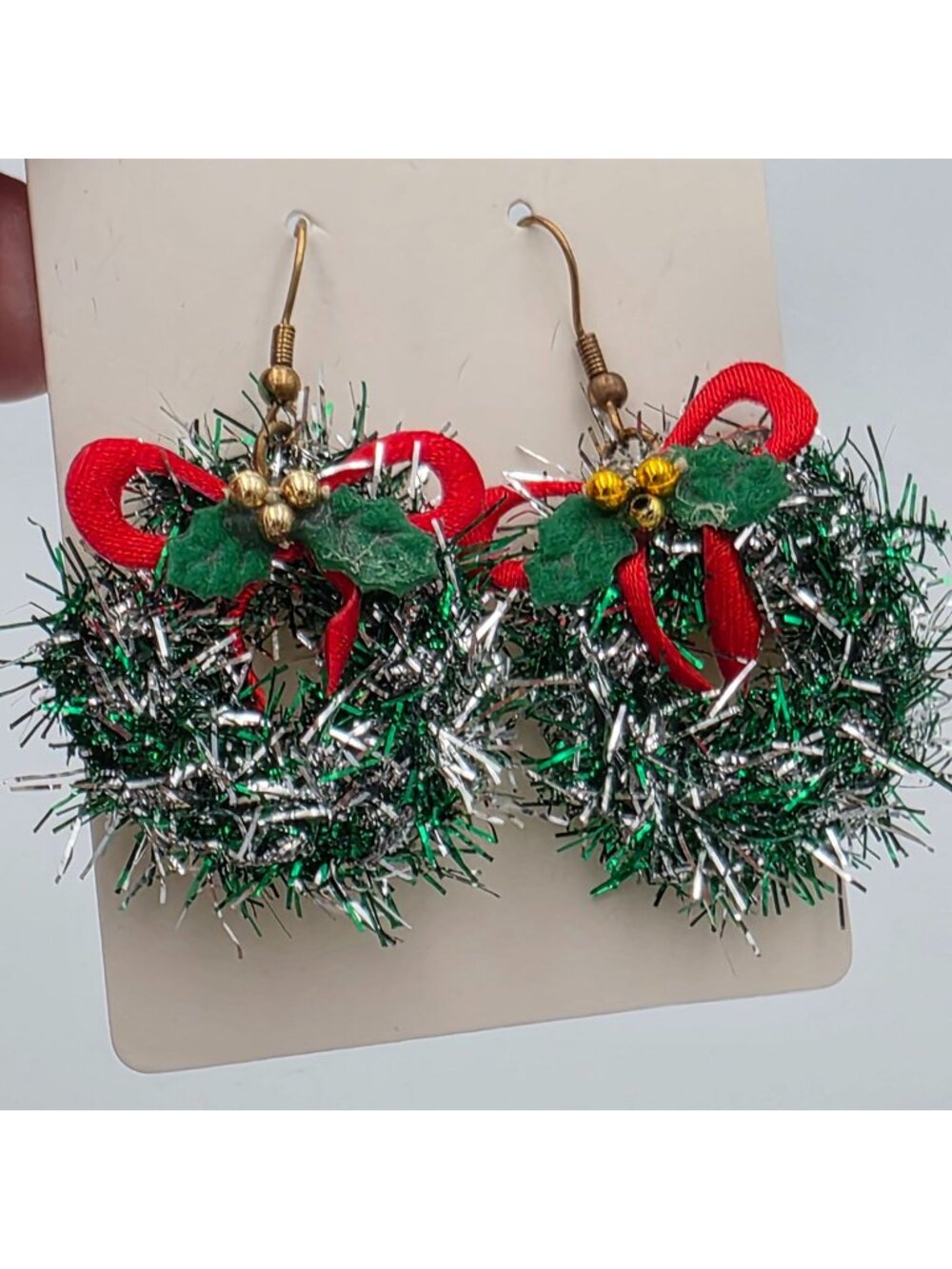 Christmas Wreath Dangle Earrings Festive Red Green Gold Tinsel Lightweight 1.5"